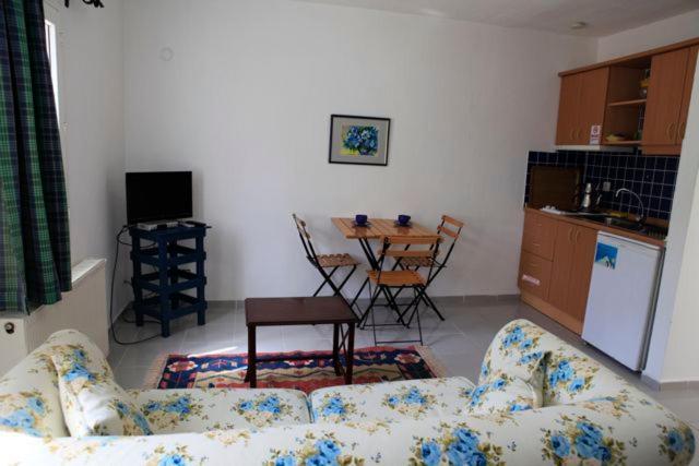 Emelce Apart Bodrum Exterior photo